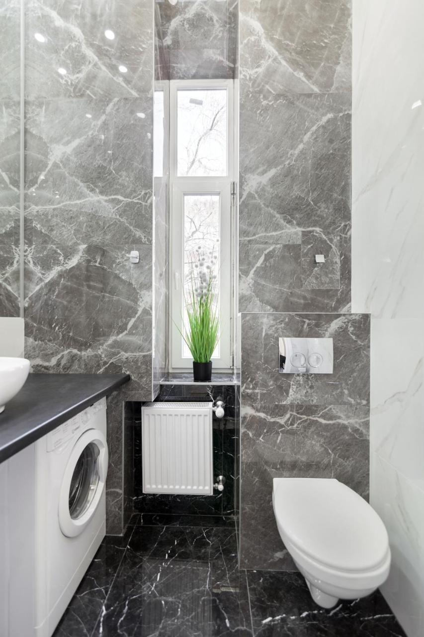 Royal Stylish Apartment In The Old City Lvov Exteriér fotografie
