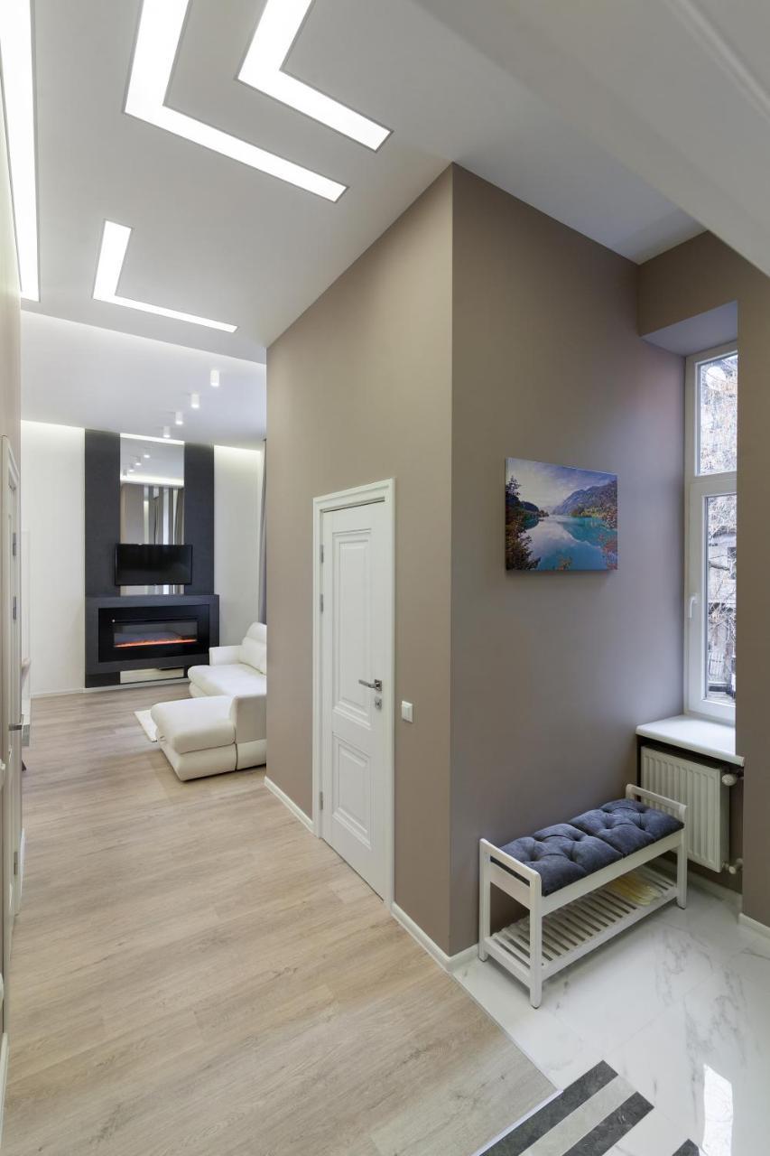 Royal Stylish Apartment In The Old City Lvov Exteriér fotografie